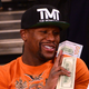 Illustration for article titled Floyd Mayweather Is A Bad Sports Bettor, So Stop Writing About It
